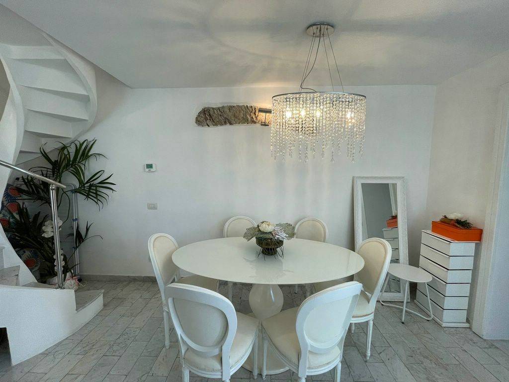 Casa indipendente a Forte dei marmi in Via Francesco Carrara - Foto 3