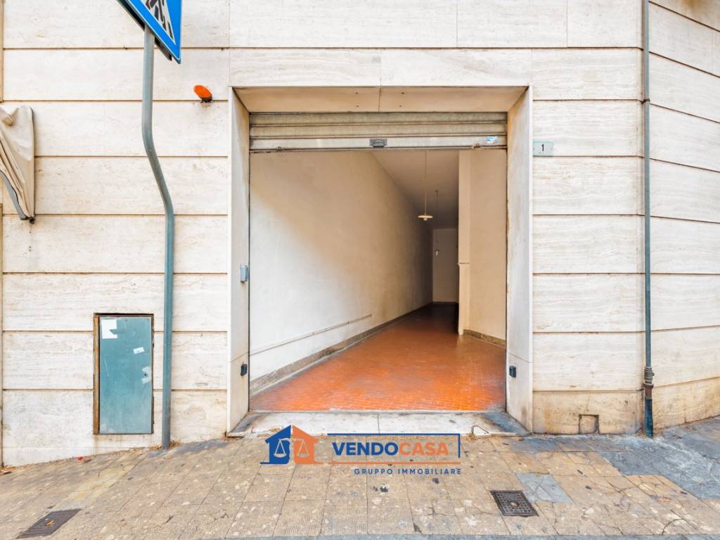 Box / garage a Imperia in Via Pola, 1 - Foto 5