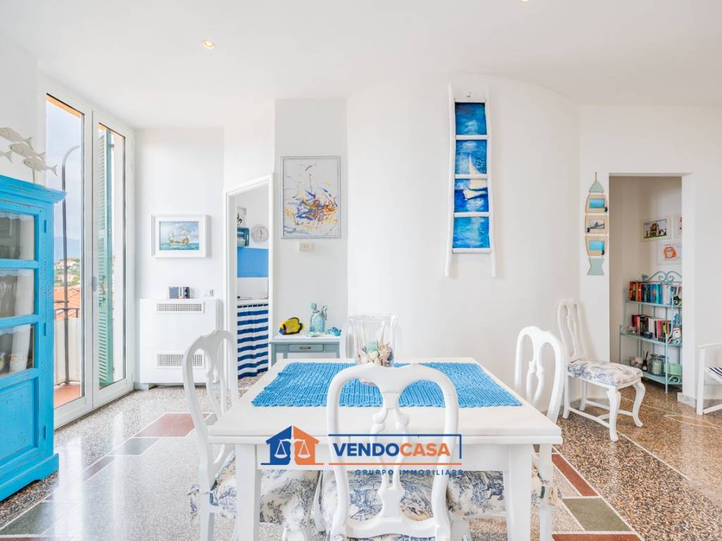 Appartamento a Imperia in Via Tommaso Oreggia, 7 - Foto 4