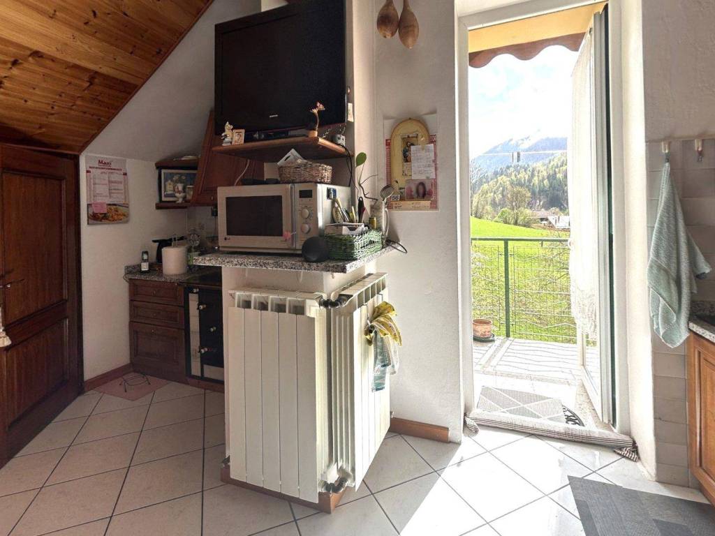 Appartamento a Tarvisio in Via Carlo Emanuele Melzi - Foto 2