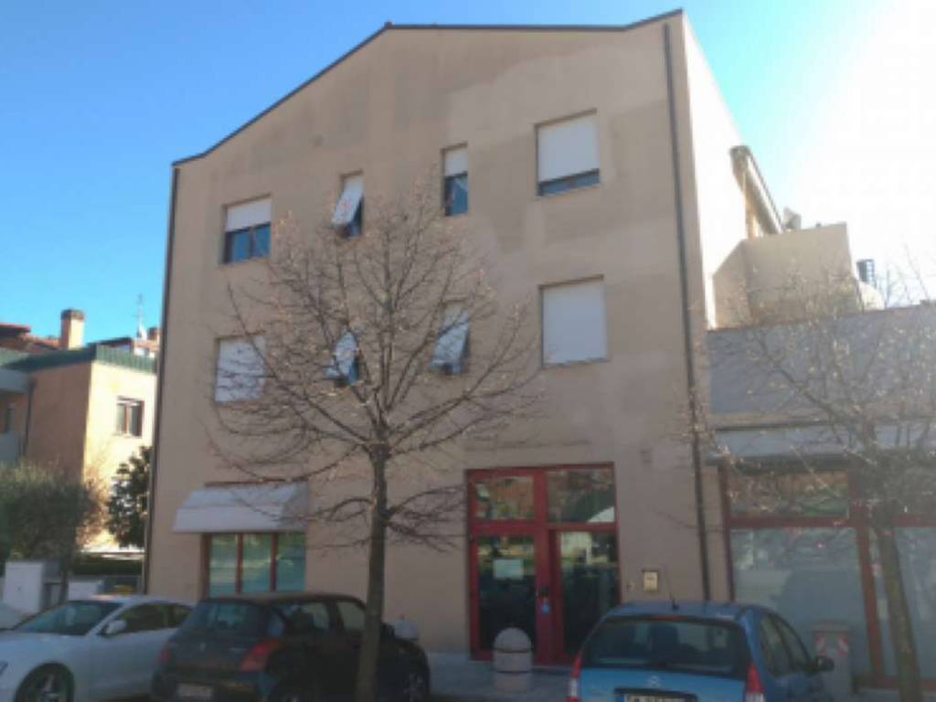 Immobile a Jesi in piazza Vesalio 5 - Foto 3