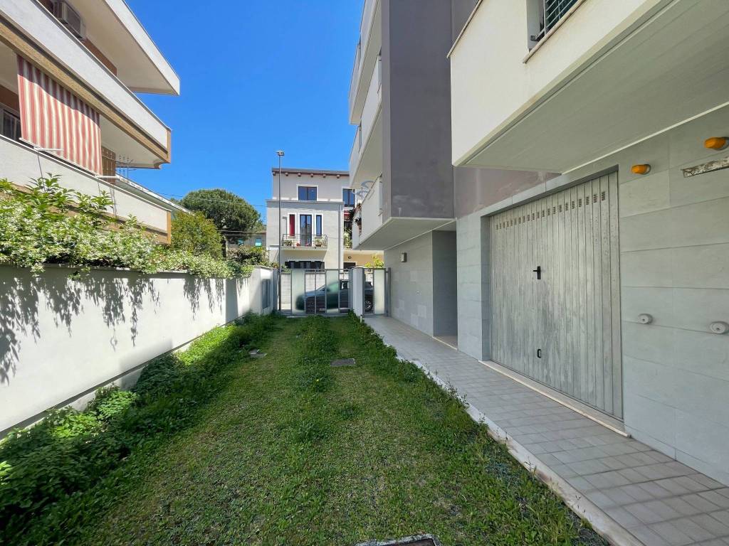 Box / garage a Pescara in Via dei Gracchi, 8 - Foto 3