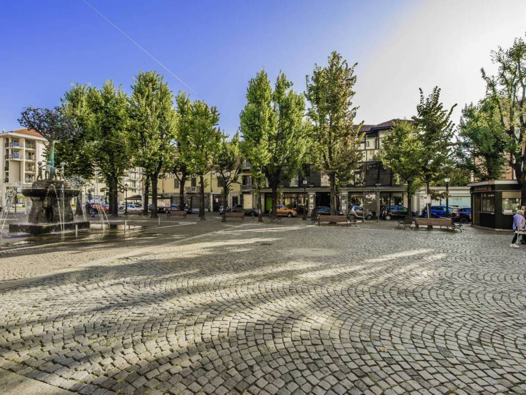 Immobile a Rivoli in Piazza Martiri della Libertà, 9 - Foto 1