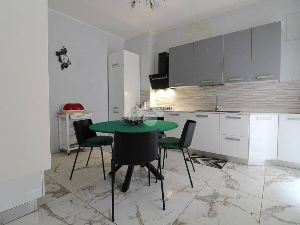 Appartamento a Teramo in Via Pannella, 48 - Foto 2