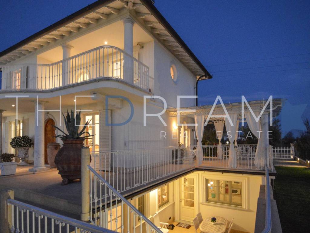 Villa a Forte dei marmi in Via degli Olmi, 240 - Foto 4