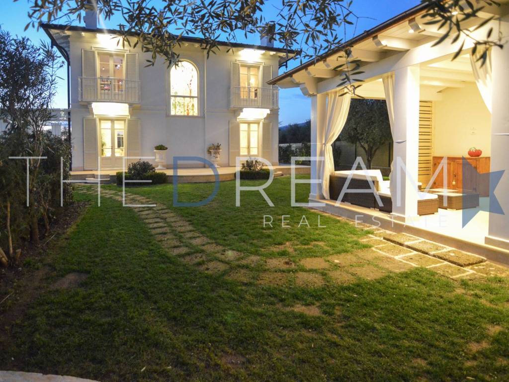 Villa a Forte dei marmi in Via degli Olmi, 240 - Foto 5