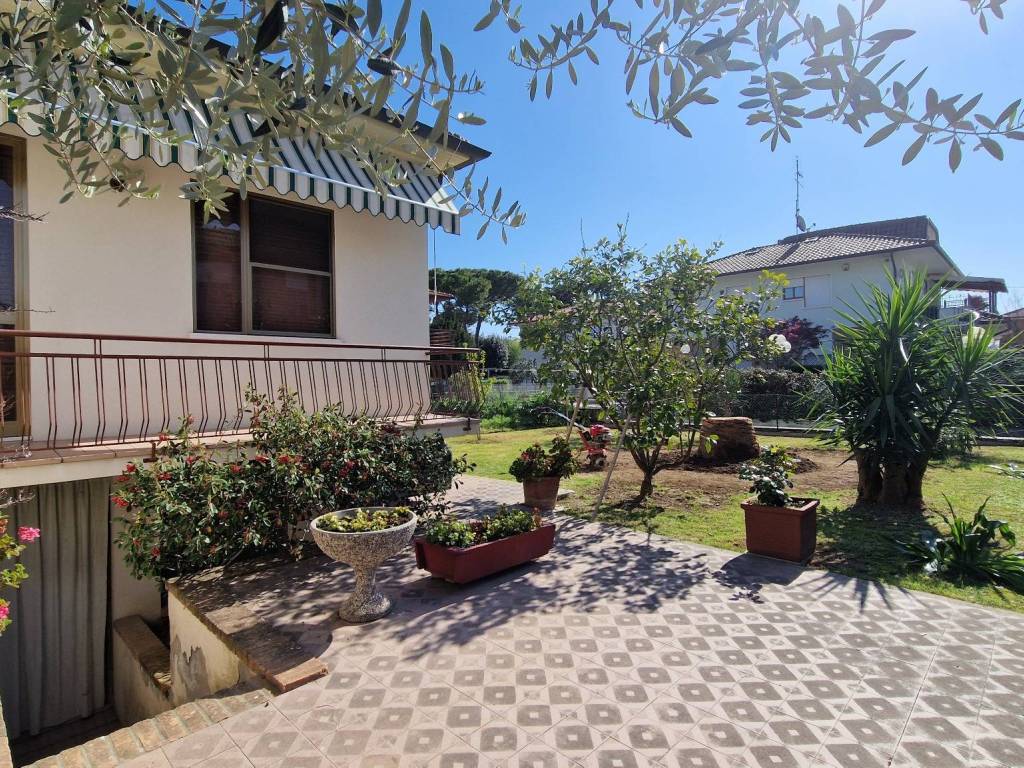 Villa a Fano in VIA XXV APRILE , - Foto 4