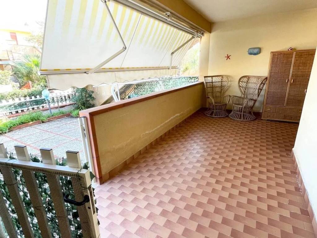 Villa a Campofelice di roccella in Contrada Pistavecchia S.N.C. - Foto 4