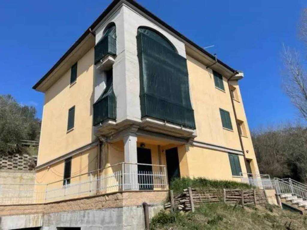 Palazzo / stabile a Fabro in Via Ticino - Foto 2