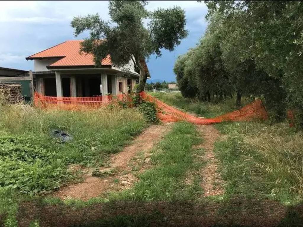 Casa indipendente a Alatri in Strada Regionale 155 - Foto 2