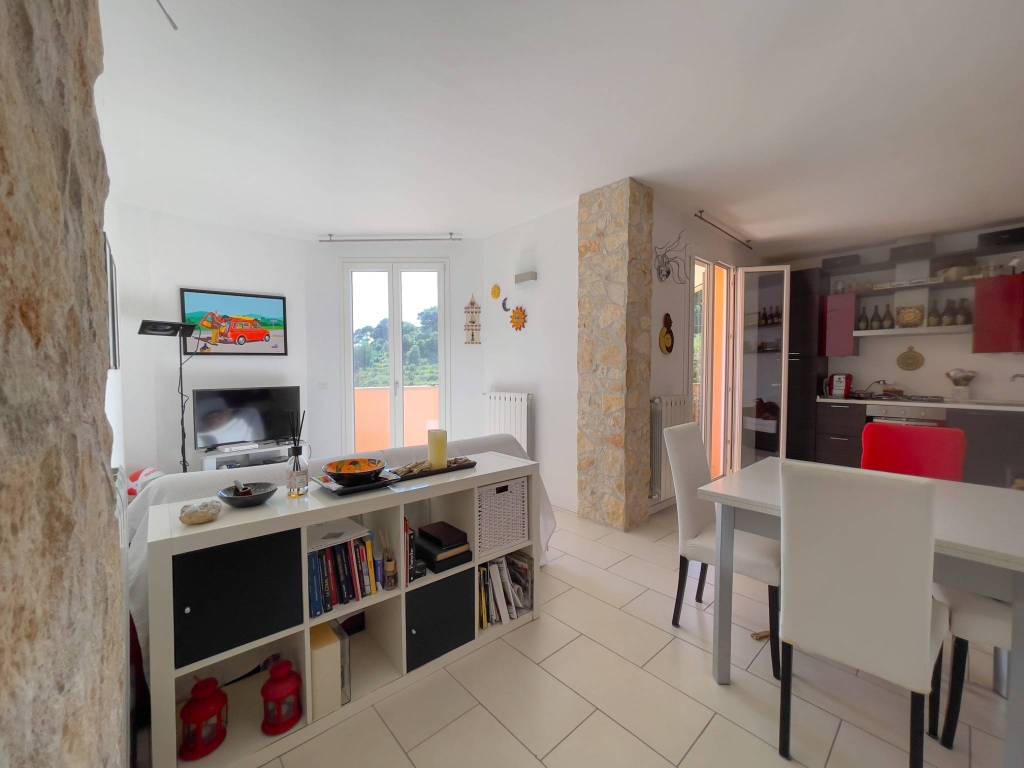 Appartamento a Cipressa in Strada Antica Torre - Foto 4