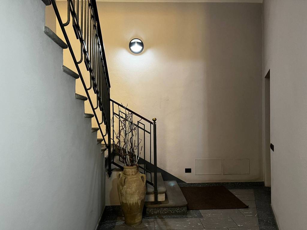 Appartamento a Cantù in Piazza Volontari della Libertà - Foto 3