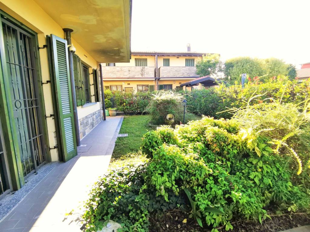 Appartamento a Brignano gera d'adda in Via San Francesco d'Assisi - Foto 5