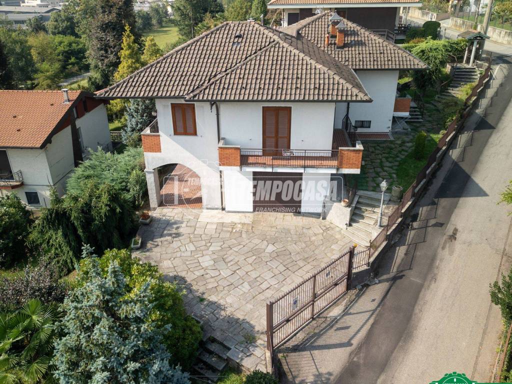 Villa a Paruzzaro in Via Verbano 12 - Foto 3