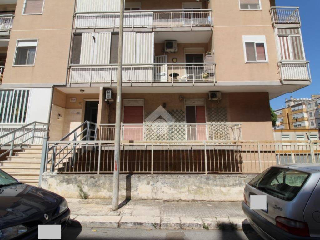 Appartamento a Brindisi in Via S. Martino della Battaglia, 10 - Foto 4