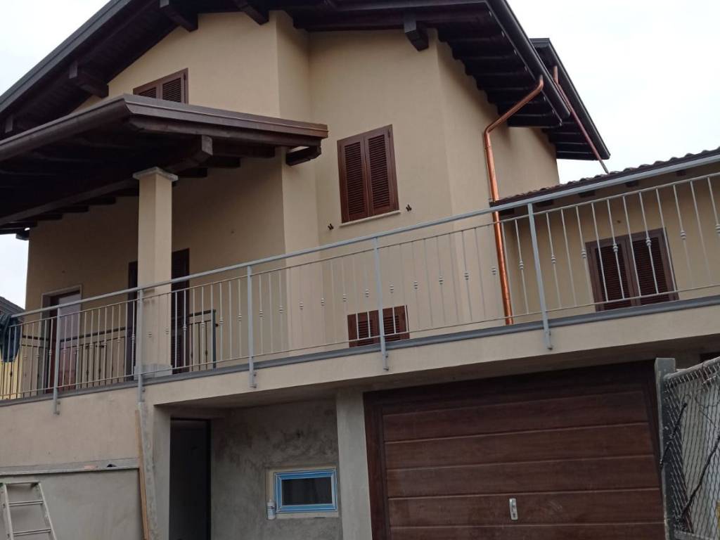 Villa a Pombia in Via Monviso - Foto 3