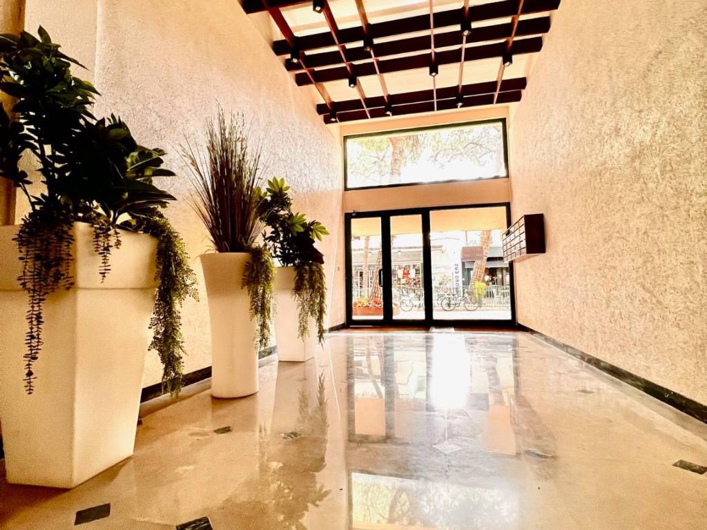 Appartamento a Riccione in Viale Maria Borman Ceccarini, 118 - Foto 3