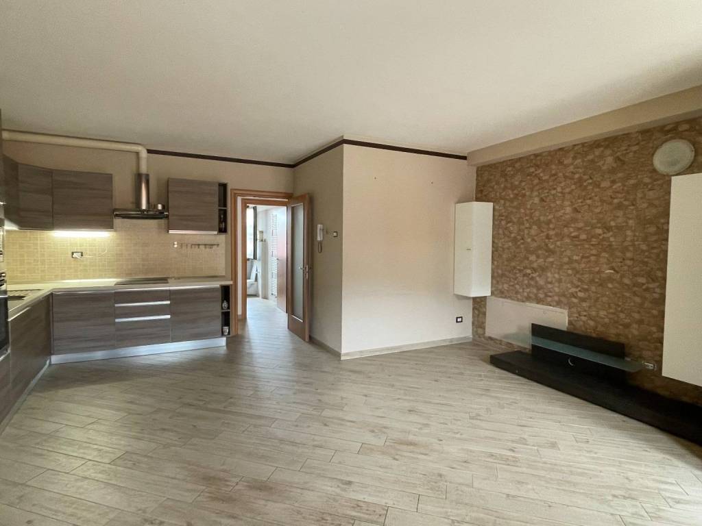 Appartamento a Monsummano terme in Via Francesca Nord - Foto 5