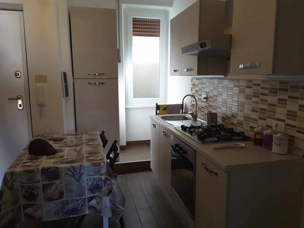 Appartamento a Ladispoli in Via Regina Elena, 82 - Foto 5