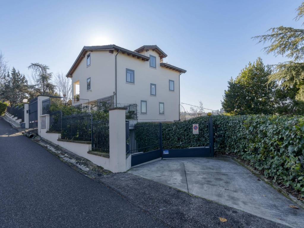 Villa a Pianoro in Via Bruno Buozzi - Foto 5