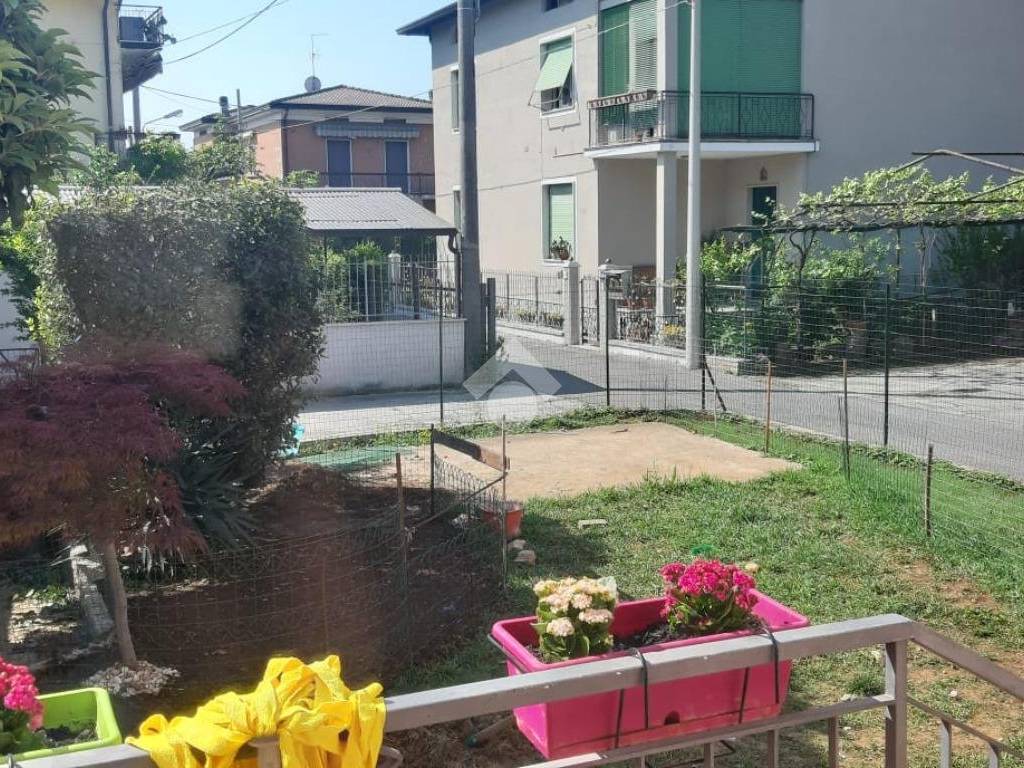 Villa a Rezzato in Via Romanino, 7 - Foto 2