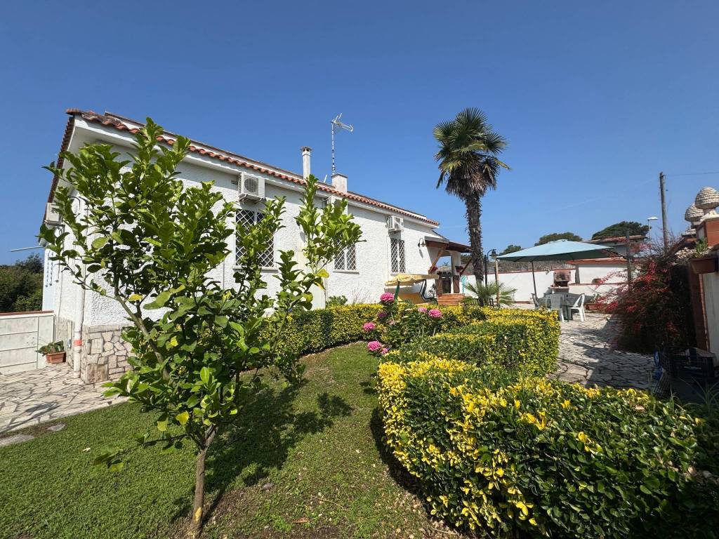 Villa a Terracina in Riva del Fuego - Foto 4