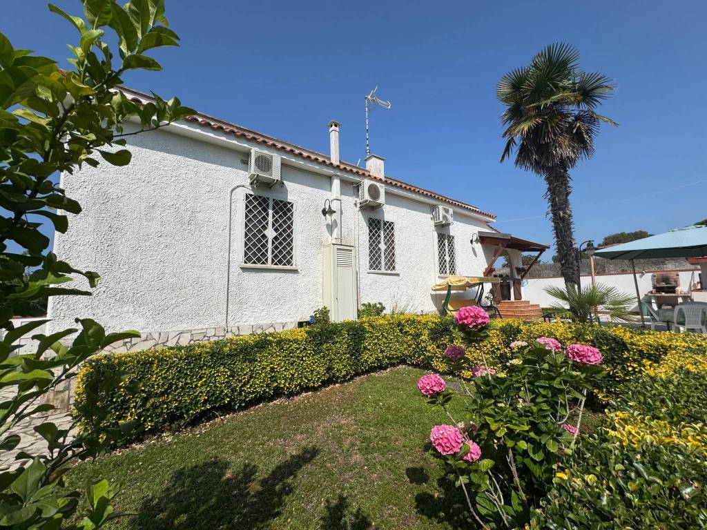 Villa a Terracina in Riva del Fuego - Foto 5