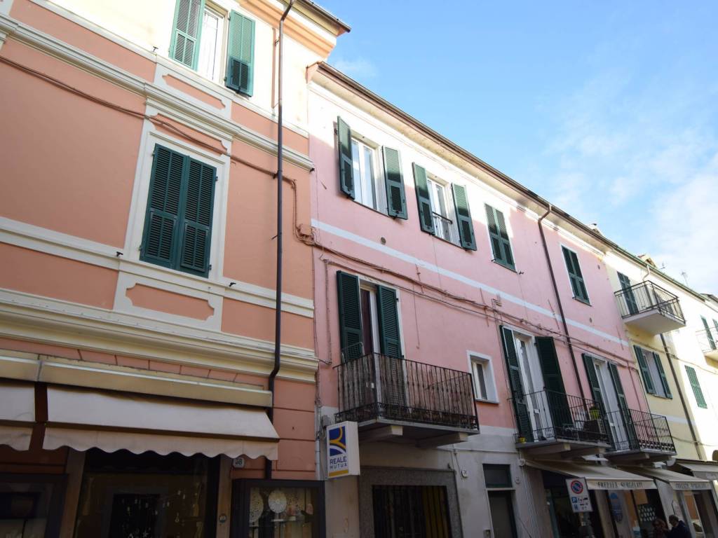 Appartamento a Diano marina in Via Andrea Doria, 34 - Foto 2