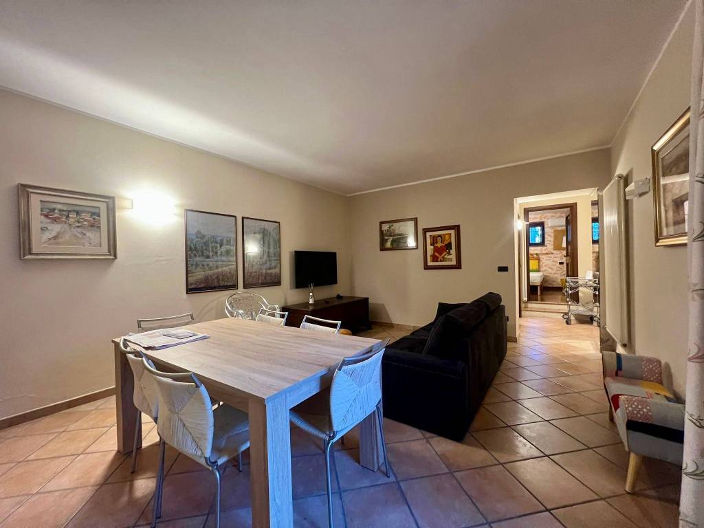 Appartamento a Alba in Via Cesare Balbo, 10 - Foto 2