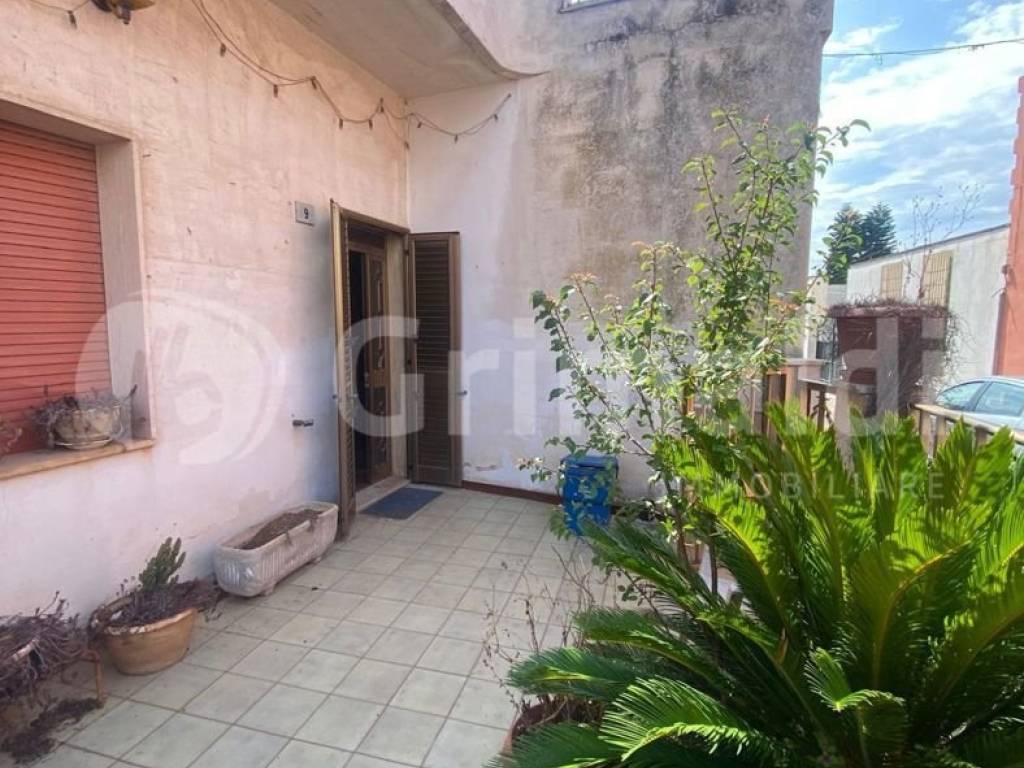 Casa indipendente a Sannicola in VIA ALEZIO, 9 - Foto 2