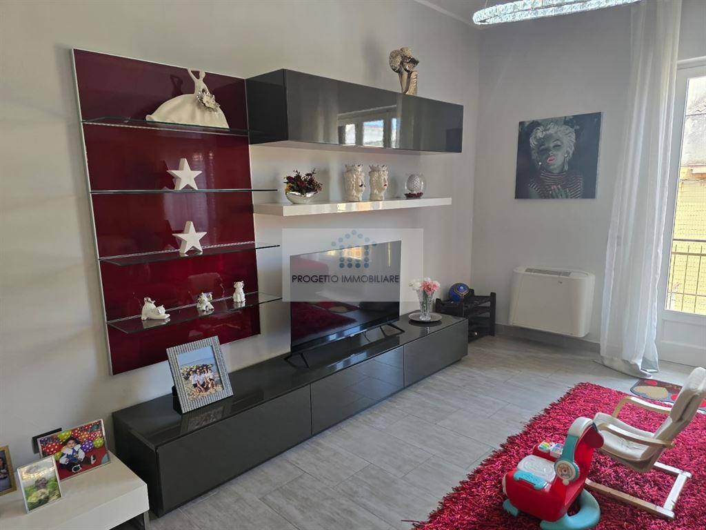 Appartamento a Priolo gargallo in VIA SECCHIA - Foto 2