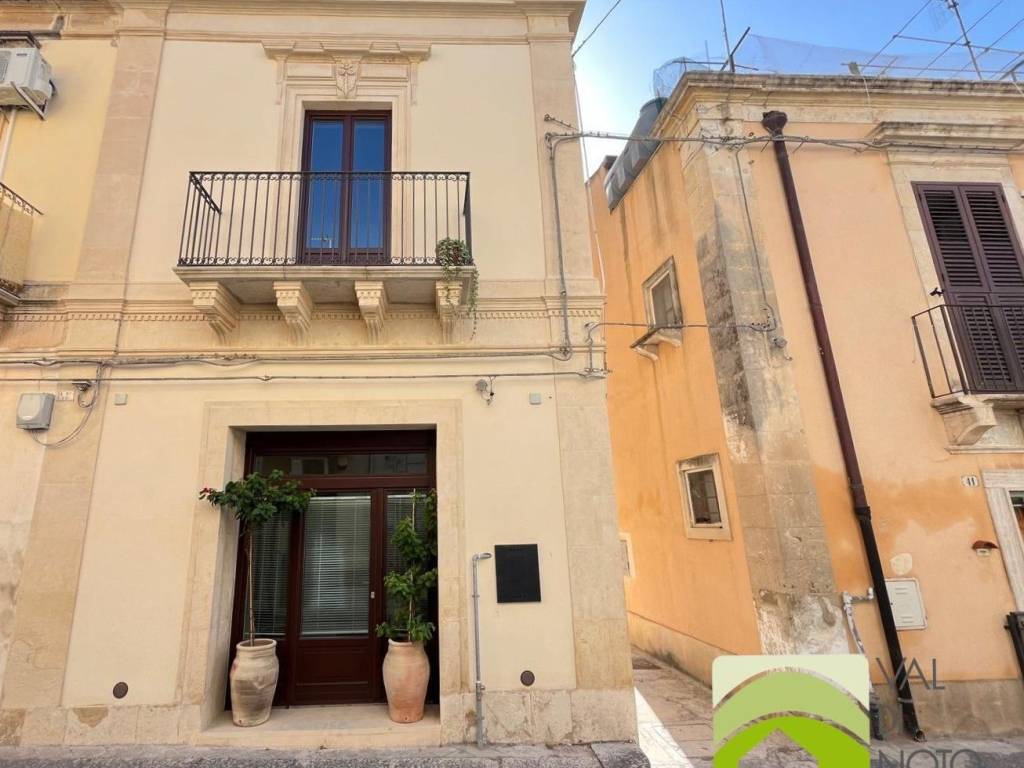Casa indipendente a Noto in Via Genovesi - Foto 2