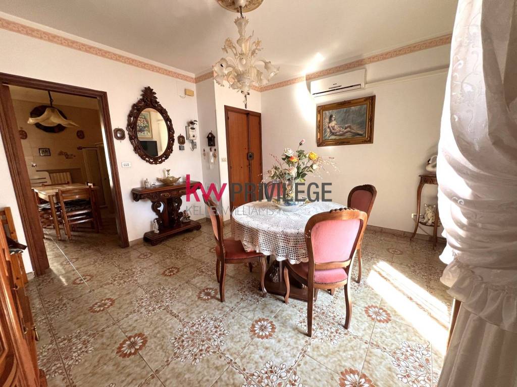 Appartamento a Ostuni in Vico Felice Orsini, 11 - Foto 2