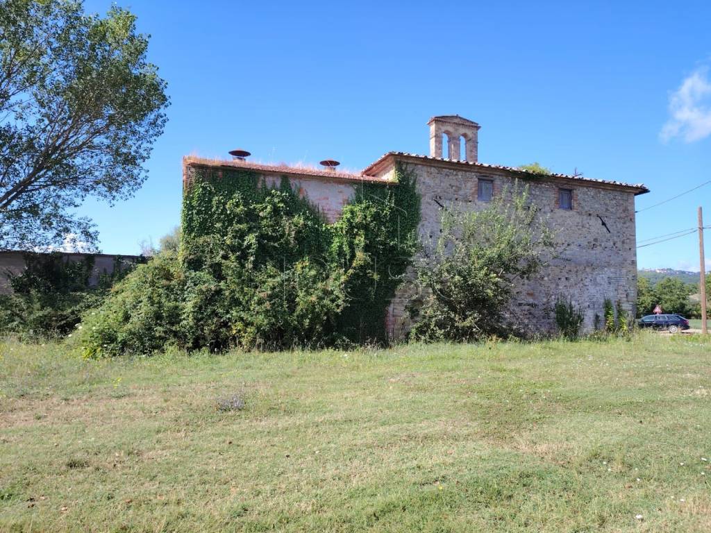 Rustico / casale a Citerna in VIA S. STEFANO CITERNA 06010 PG - Foto 3