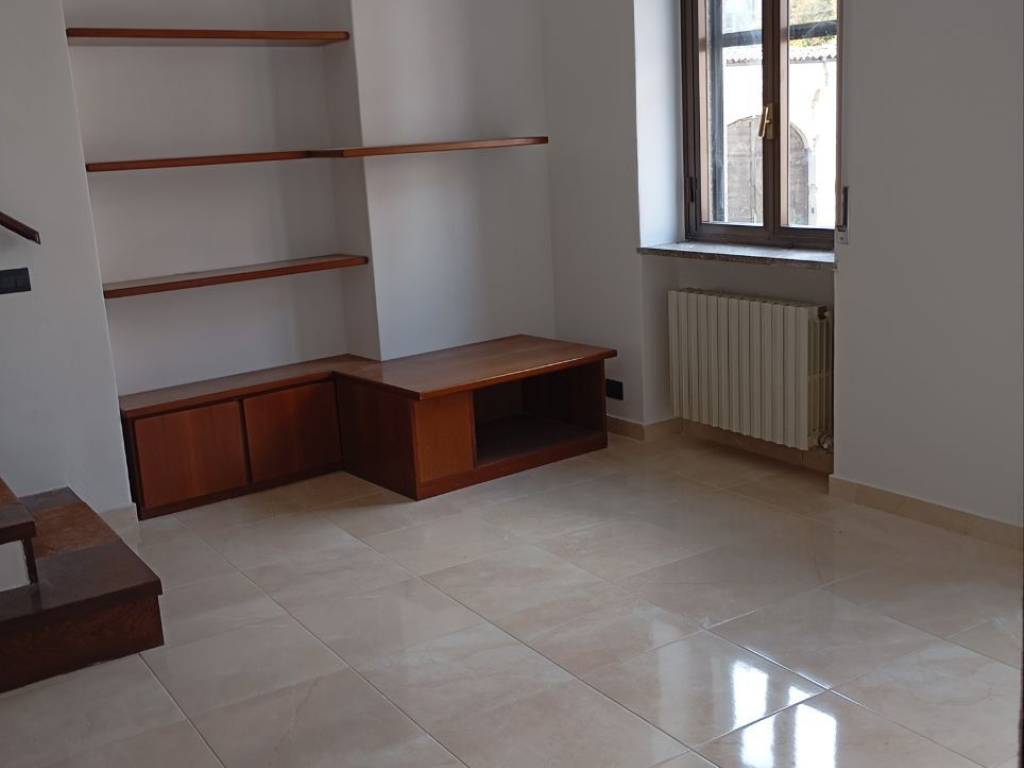 Appartamento a Cerano in Via Castello - Foto 3