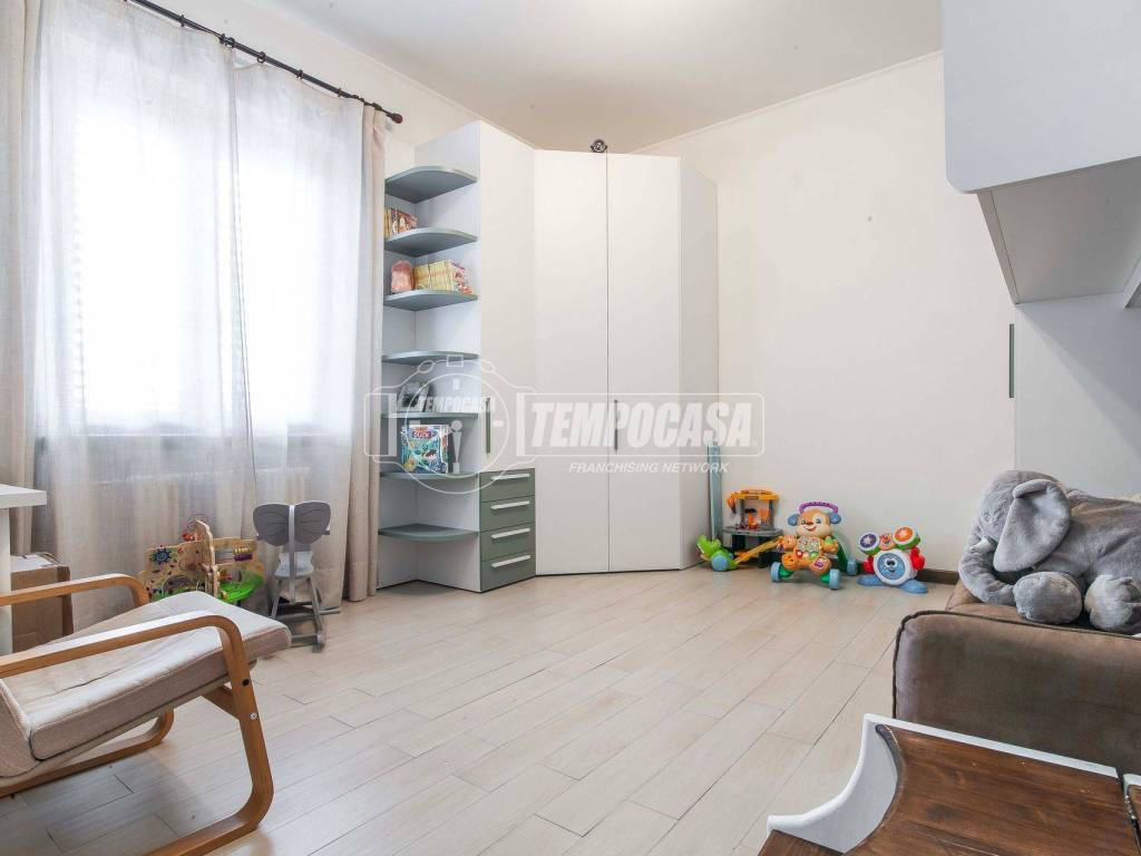 Appartamento a Saronno in Via Monte Rosa 11 - Foto 4