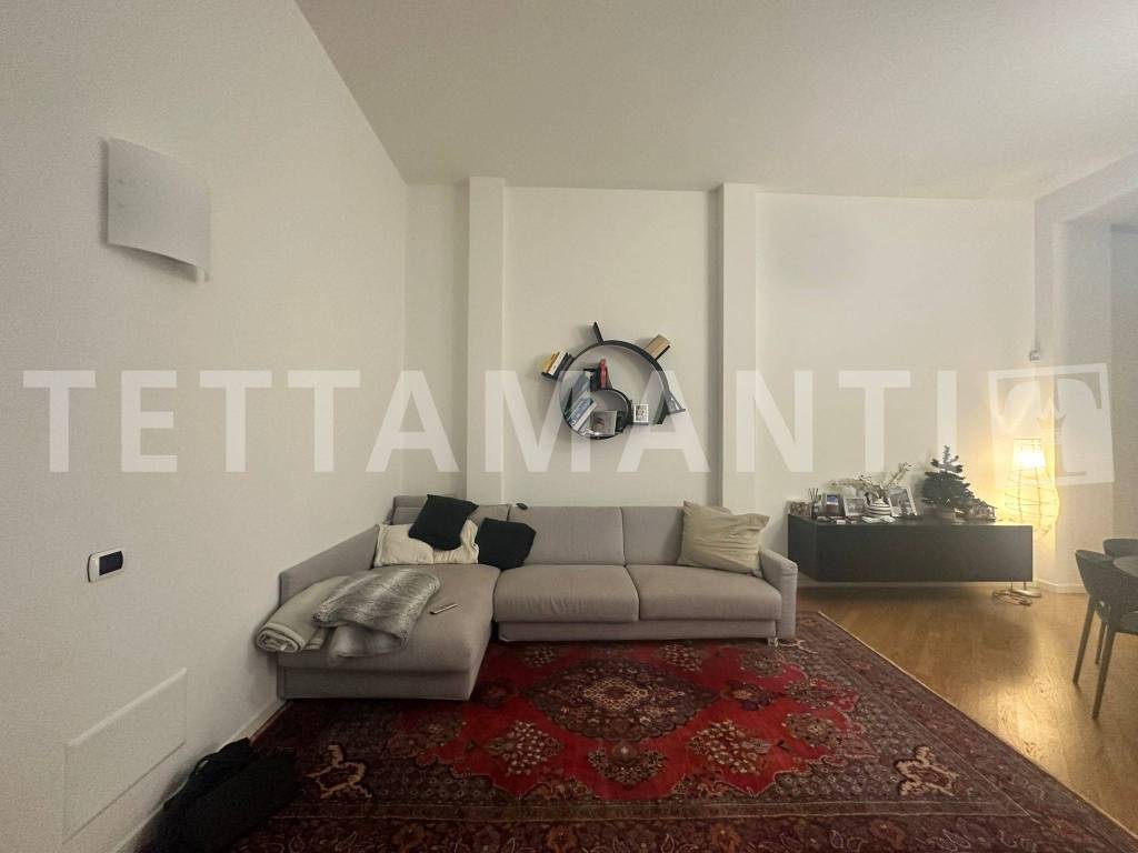 Appartamento a Como in Via Indipendenza, 16 - Foto 5