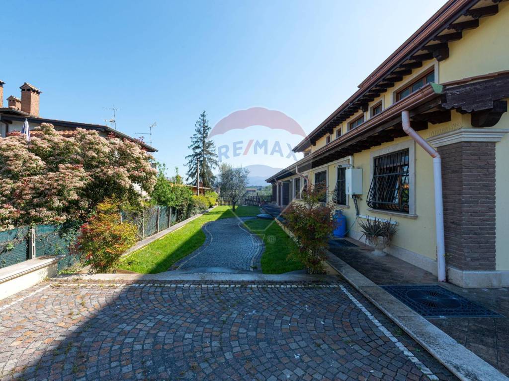 Villa a Gallicano nel lazio in Via Fosso Scuro - Foto 4
