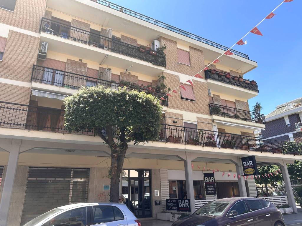 Appartamento a Martinsicuro in Via Aldo Moro, 74 - Foto 2