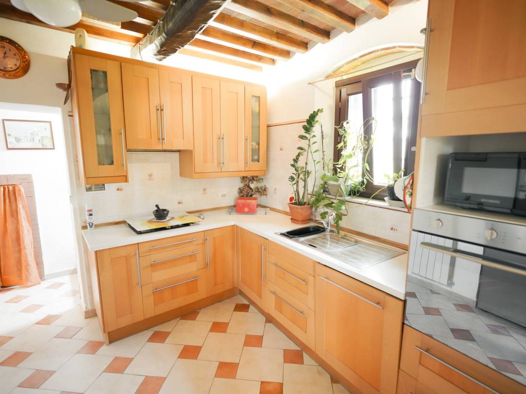 Casa indipendente a Pistoia in Via di Salceto, 22 - Foto 2