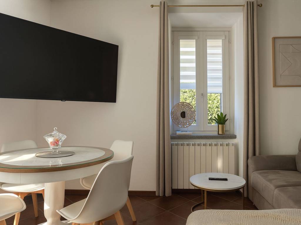 Appartamento a Arona in Via dei Partigiani - Foto 4