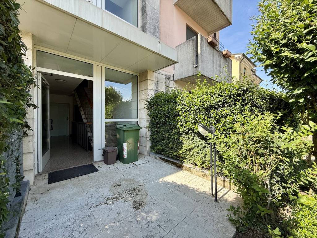 Appartamento a Legnago in Via Renato Sandrini - Foto 2