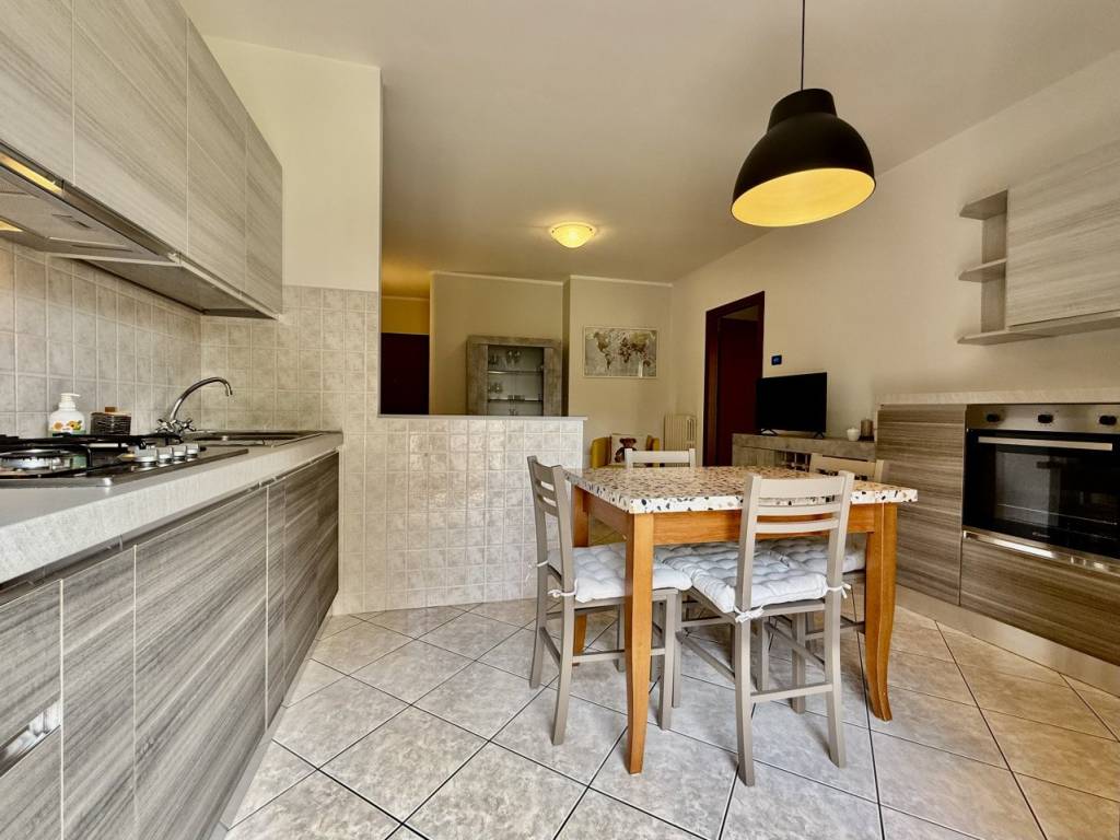 Appartamento a Legnago in Via Renato Sandrini - Foto 4