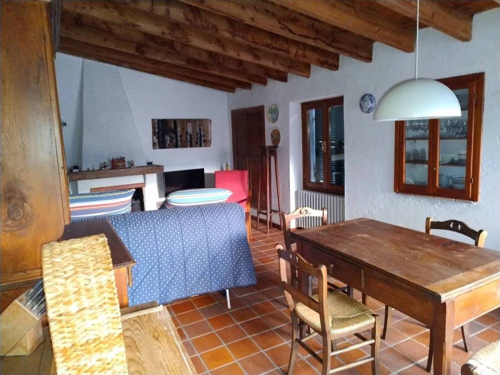 Appartamento a Apricale in Via Martiri della Libertà 124 - Foto 2