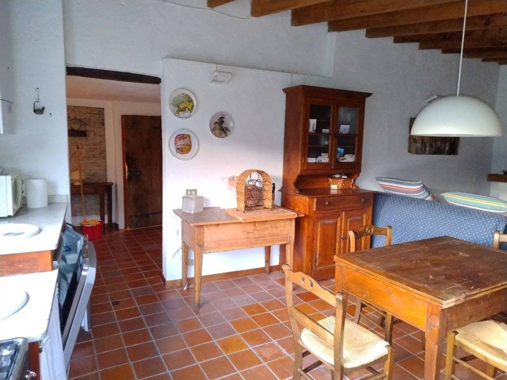 Appartamento a Apricale in Via Martiri della Libertà 124 - Foto 5