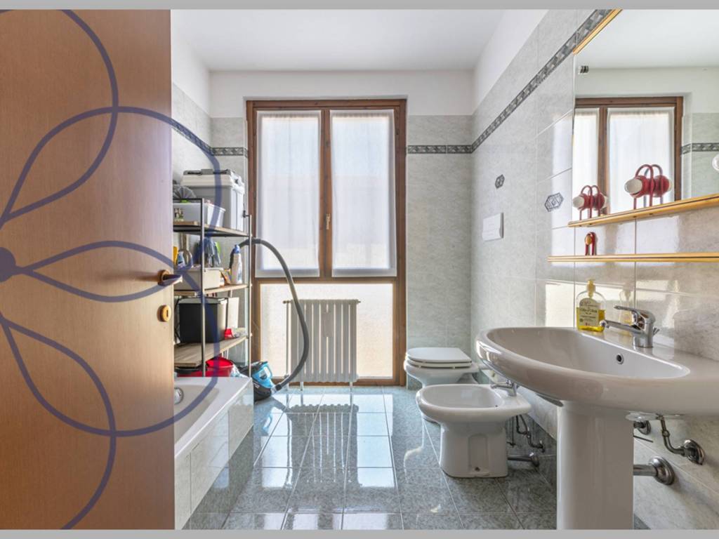 Appartamento a Brembate in Piazza Don Todeschini - Foto 5