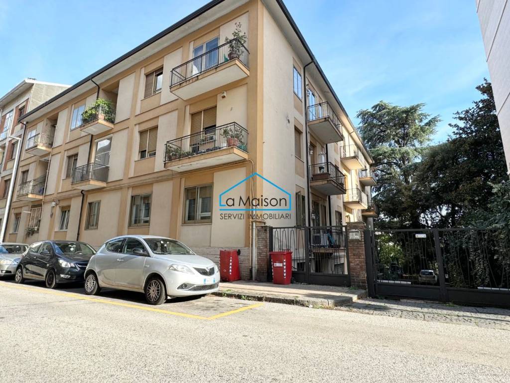 Appartamento a Avellino in Via Michele Pironti, 35 - Foto 2
