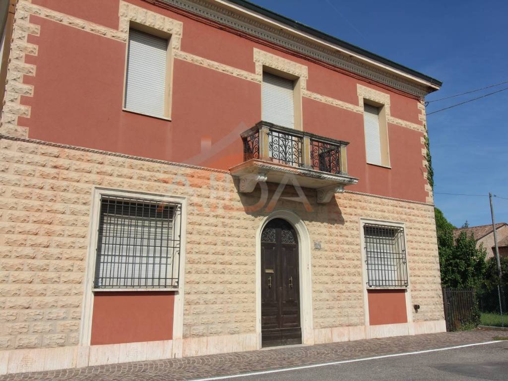 Villa a Conselice in PIAZZA DEI CADUTI, 5 - Foto 3