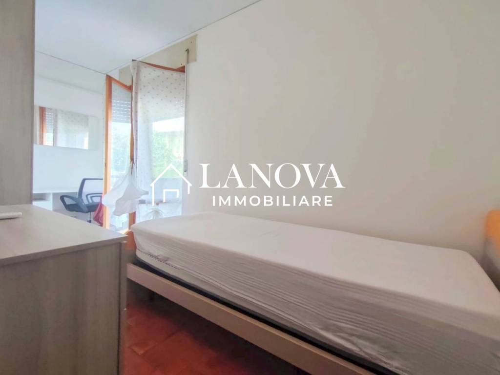 Appartamento a Verona in Via Bartolomeo Giuliari, 86 - Foto 3