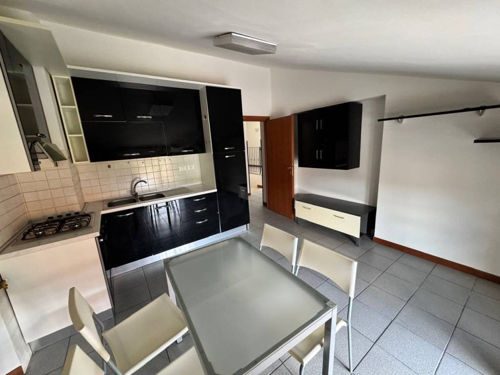 Appartamento a Bastia umbra in Via Santa Lucia - Foto 2